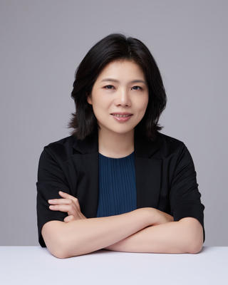 Yun-Wei Li
